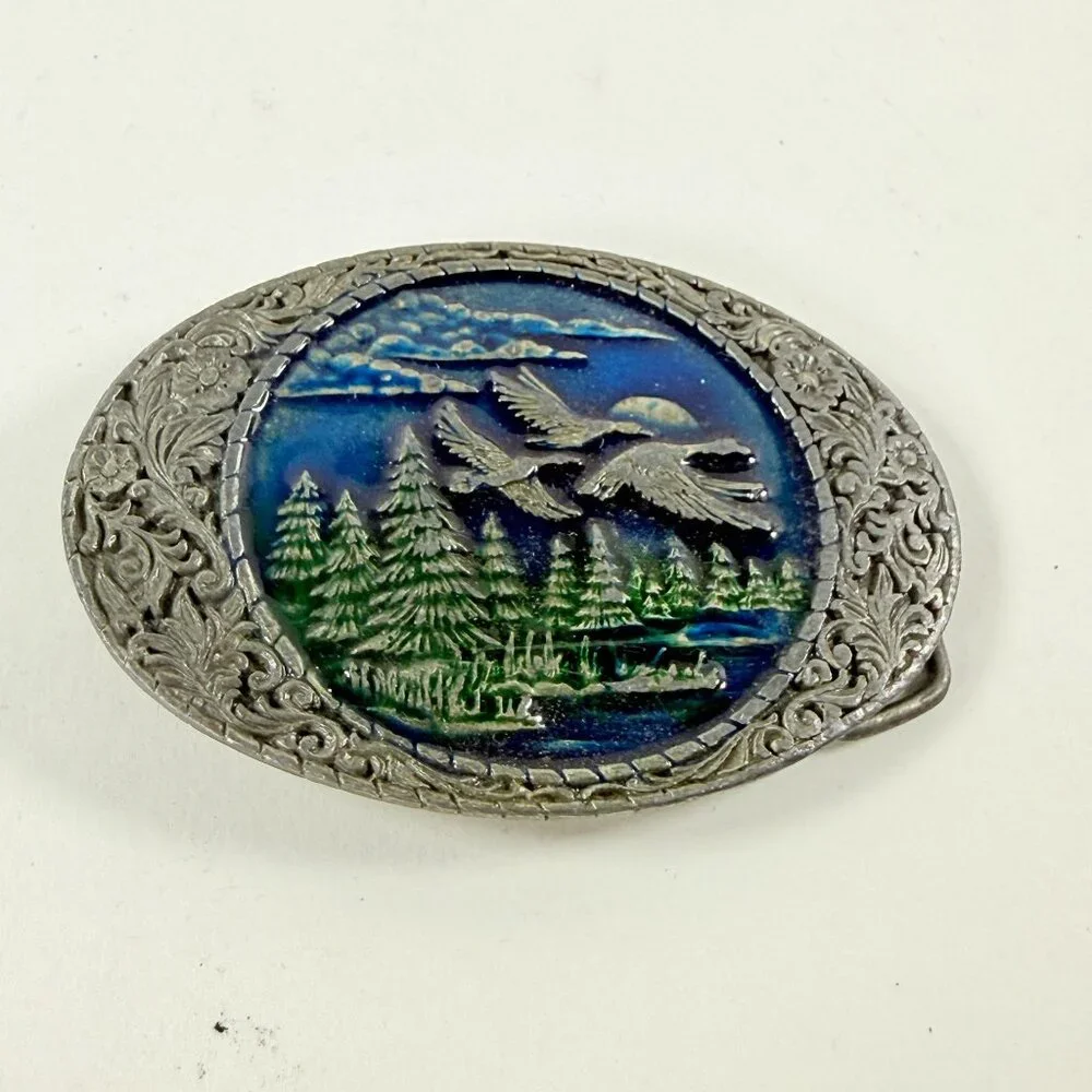 Vintage Wildlife Geese Belt Buckle Indiana Metal Craft 1982 Froz'n Color